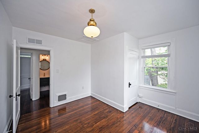 1451 Sutton Avenue, Cincinnati, OH 45230