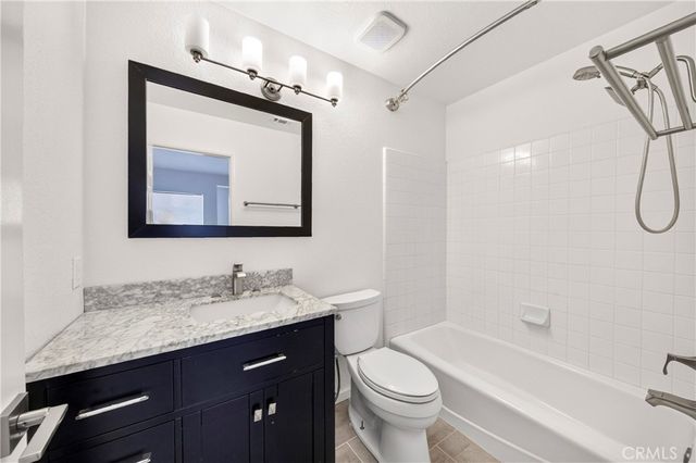 14099 Lemoli, Hawthorne, CA 90250