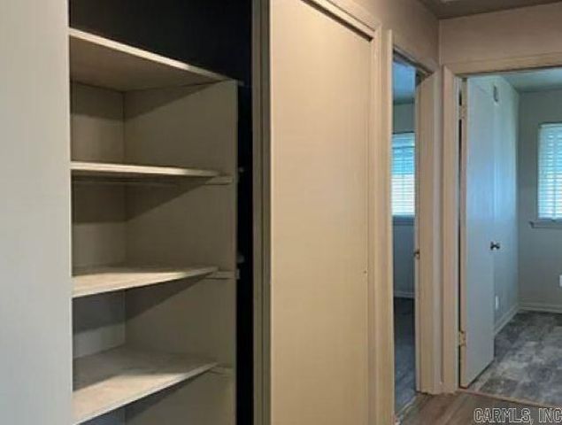 5101 N Woodland Dr, North Little Rock, AR 72117