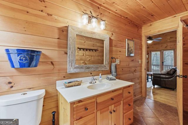 145 Fox Run Lane, Blue Ridge, GA 30513