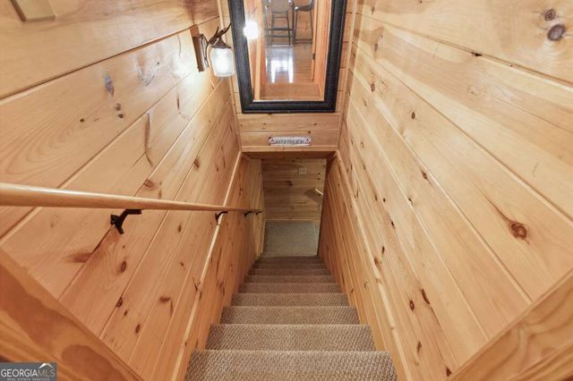145 Fox Run Lane, Blue Ridge, GA 30513