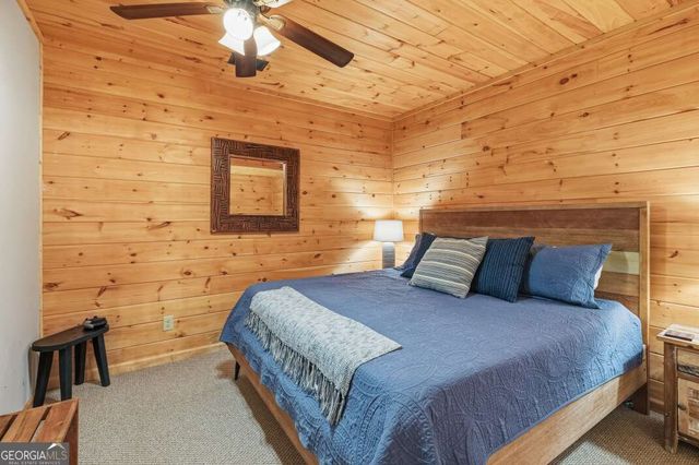 145 Fox Run Lane, Blue Ridge, GA 30513