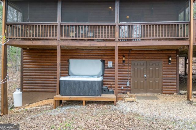 145 Fox Run Lane, Blue Ridge, GA 30513