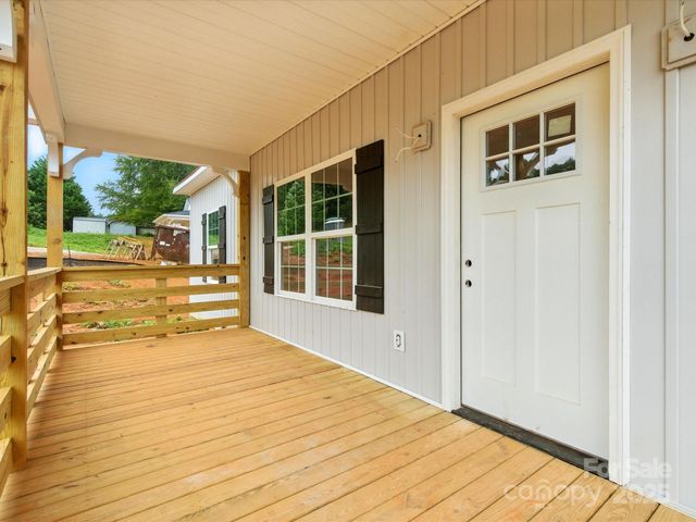 1427 Blackbird Drive, Clover, SC 29710