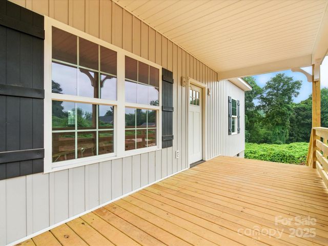 1427 Blackbird Drive, Clover, SC 29710
