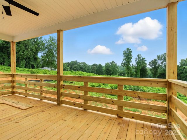 1427 Blackbird Drive, Clover, SC 29710