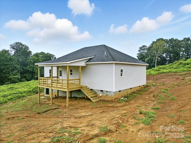 1427 Blackbird Drive, Clover, SC 29710