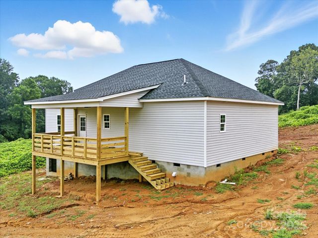 1427 Blackbird Drive, Clover, SC 29710
