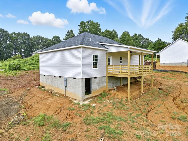 1427 Blackbird Drive, Clover, SC 29710