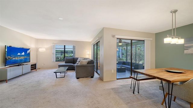 5056 BARRINGTON CIRCLE 2602, Sarasota, FL 34234