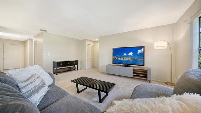 5056 BARRINGTON CIRCLE 2602, Sarasota, FL 34234