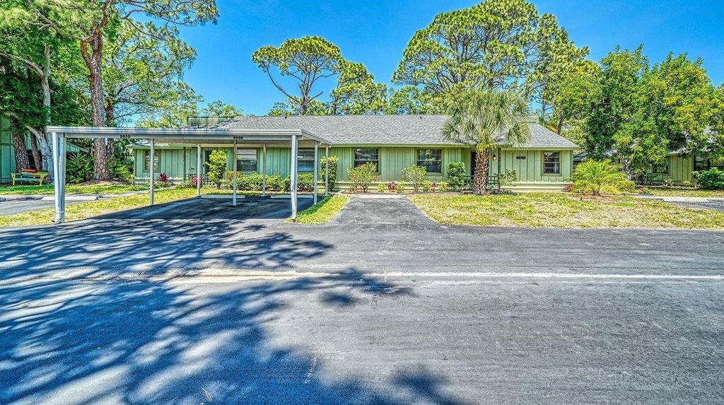 5056 BARRINGTON CIRCLE 2602, Sarasota, FL 34234