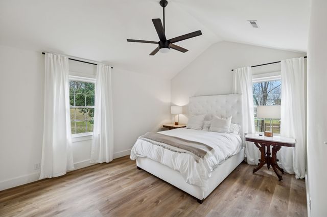 670 Northridge Rd, Columbia, TN 38401