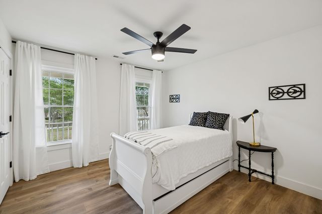 670 Northridge Rd, Columbia, TN 38401