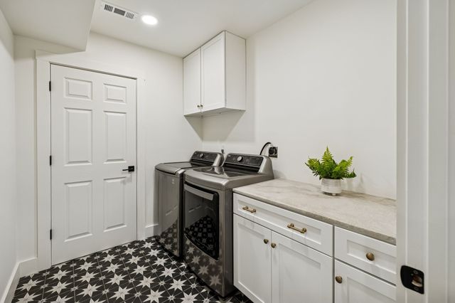 670 Northridge Rd, Columbia, TN 38401