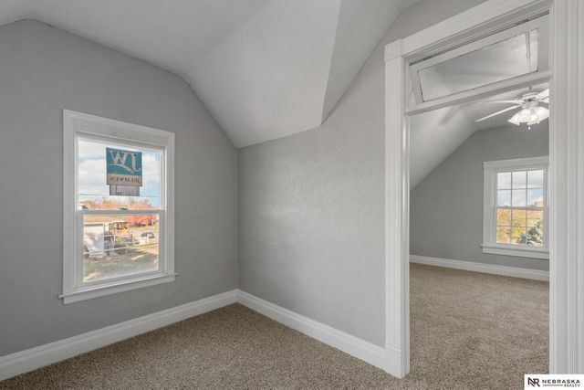 4504 S 32nd Street, Omaha, NE 68107