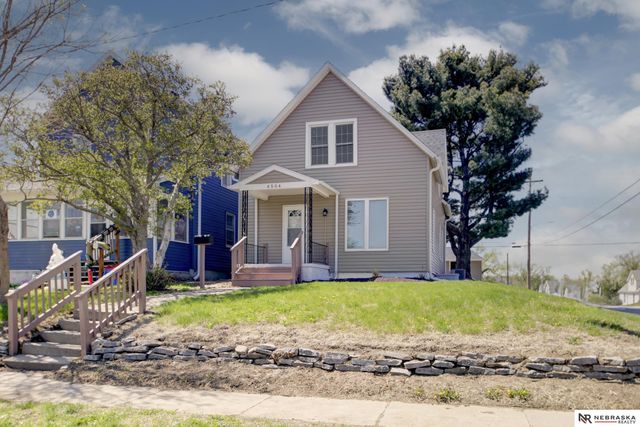 4504 S 32nd Street, Omaha, NE 68107