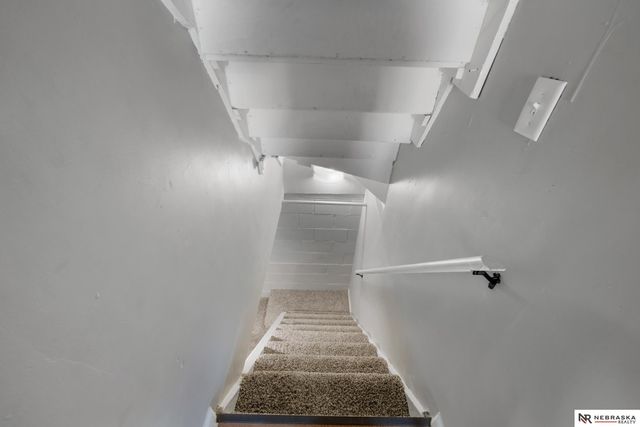 4504 S 32nd Street, Omaha, NE 68107