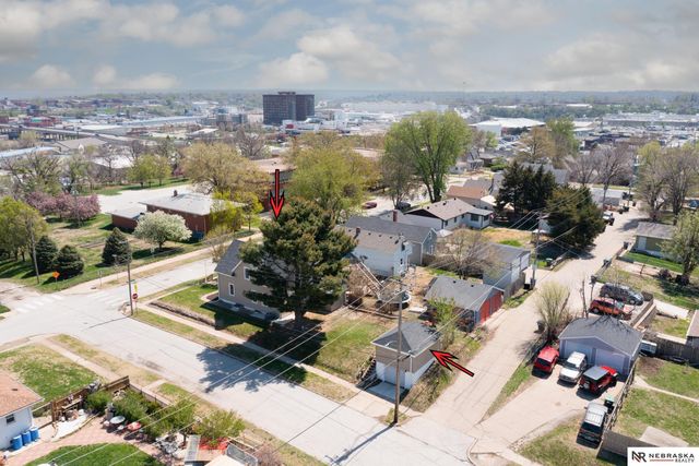4504 S 32nd Street, Omaha, NE 68107