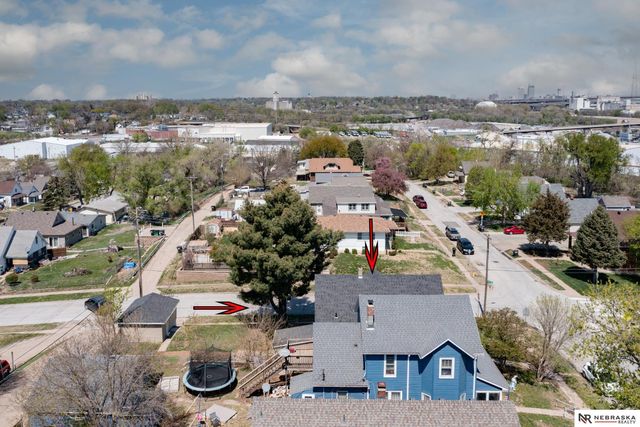 4504 S 32nd Street, Omaha, NE 68107