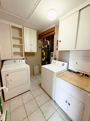 22431 Remick Drive, Clinton Township, MI 48035