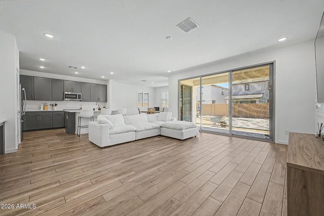 7417 W NORTHVIEW Avenue, Glendale, AZ 85303