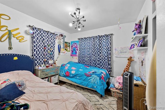 1906 Carlysle Street, Dearborn, MI 48124