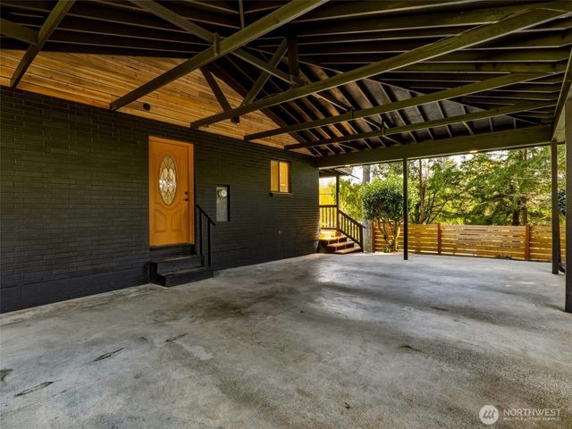 1366 SE SE High Ridge Ct, Port Orchard, WA 98367