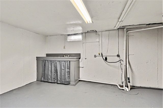 265 Ardmoor Drive, Battle Creek, MI 49037
