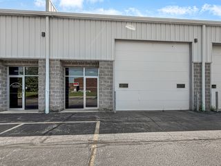 4861 Prime Parkway C, Mchenry, IL 60050