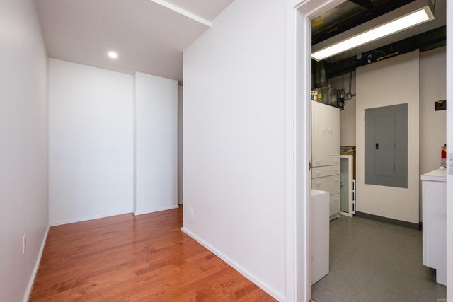 300 E 3rd St Apt 702, Little Rock, AR 72201