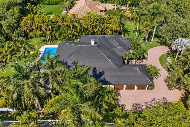 11980 Piccadilly Pl, Davie, FL 33325