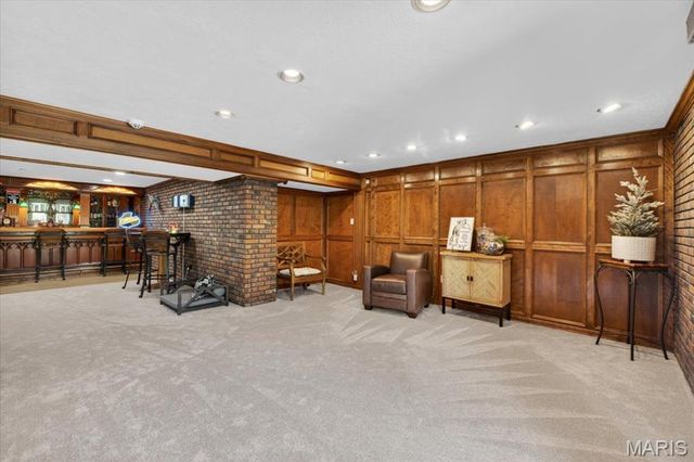 2849 Erb Road, St Louis, MO 63129