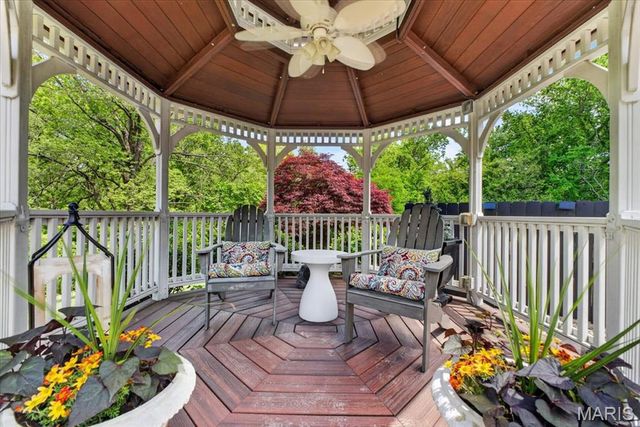 2849 Erb Road, St Louis, MO 63129