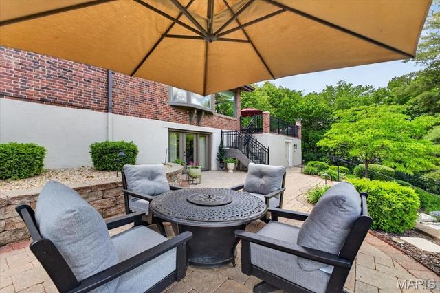 2849 Erb Road, St Louis, MO 63129