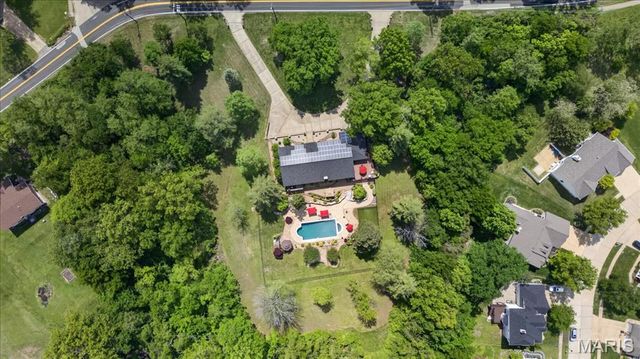 2849 Erb Road, St Louis, MO 63129