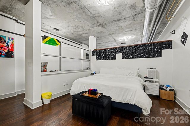 505 E 6th Street 803, Charlotte, NC 28202