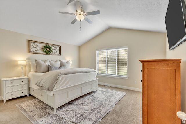 7956 S FARM HOUSE LN, Midvale, UT 84047