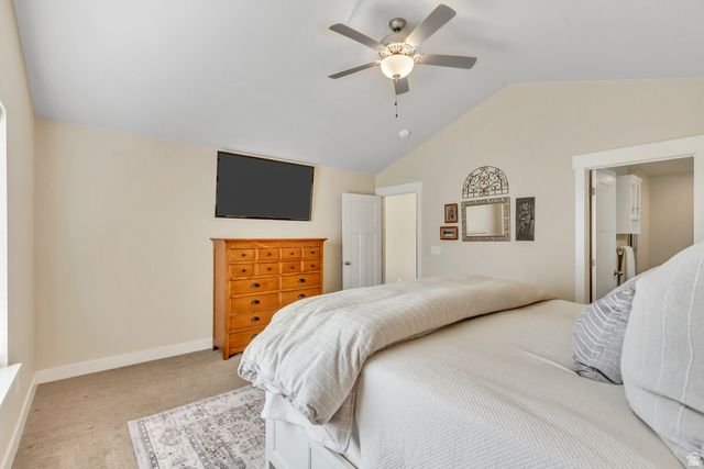 7956 S FARM HOUSE LN, Midvale, UT 84047