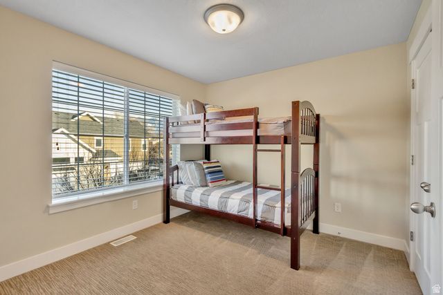 7956 S FARM HOUSE LN, Midvale, UT 84047