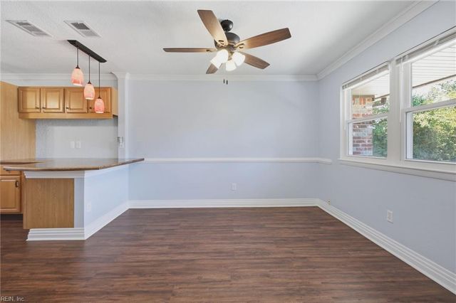 569 Brentwater RD, Virginia Beach, VA 23452
