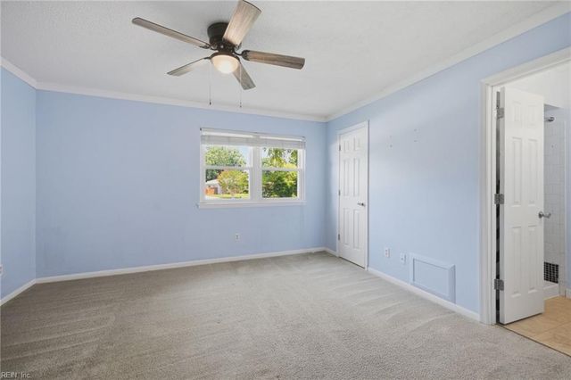 569 Brentwater RD, Virginia Beach, VA 23452