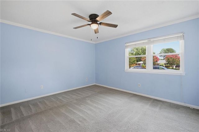 569 Brentwater RD, Virginia Beach, VA 23452