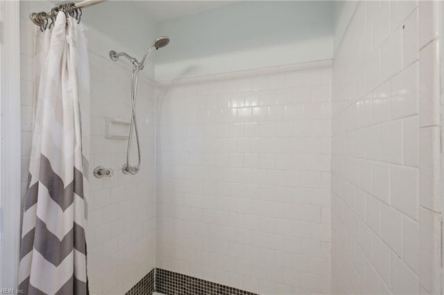 569 Brentwater RD, Virginia Beach, VA 23452