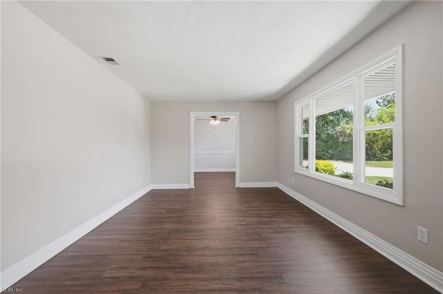 569 Brentwater RD, Virginia Beach, VA 23452
