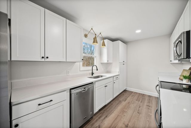 84 Sam Mathis Lane, Cumberland City, TN 37050