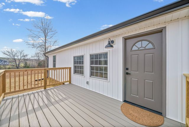 84 Sam Mathis Lane, Cumberland City, TN 37050