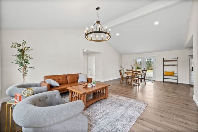 84 Sam Mathis Lane, Cumberland City, TN 37050