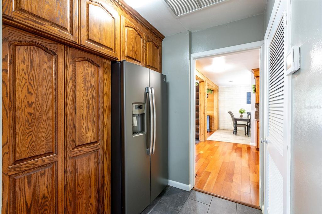 Image 13 of property listing at 12182 SW STATE ROAD 45, Archer, FL 32618