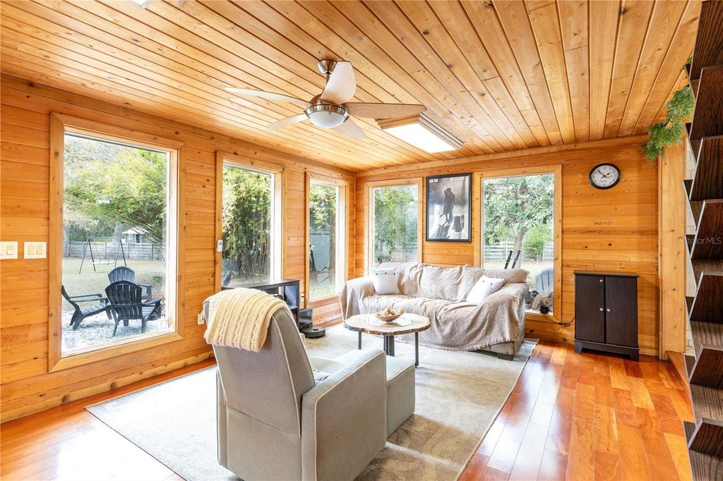 Image 15 of property listing at 12182 SW STATE ROAD 45, Archer, FL 32618